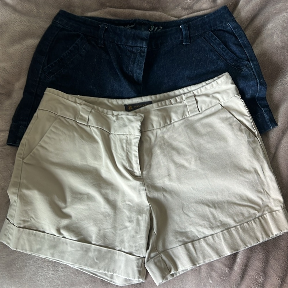 The Limited Denim Shorts Blue Dark Wash & Outback Red Shorts, Sz 10, Lot of Two